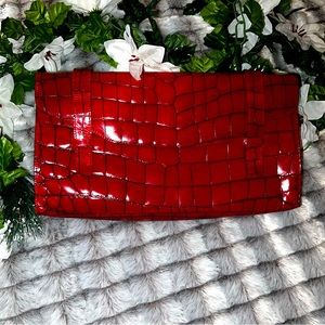 Vintage Red DKNY Kym Leather Shoulder Bag (Croc-Effect)
